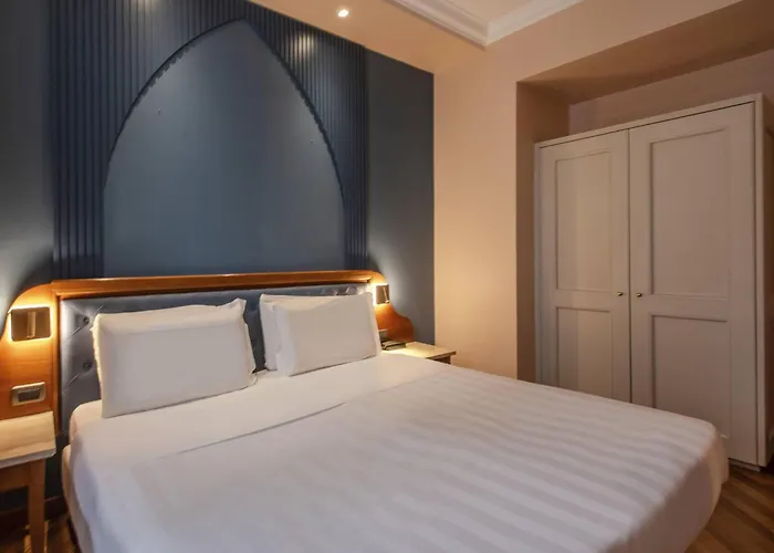 Laurus Al Duomo Hotel 4*