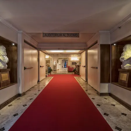 酒店 Laurus Al Duomo 4*