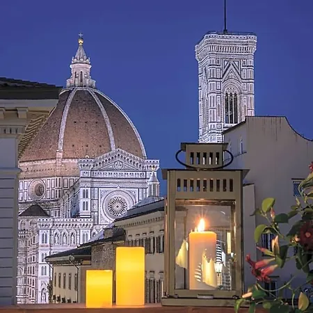 Hotel Laurus Al Duomo 4*