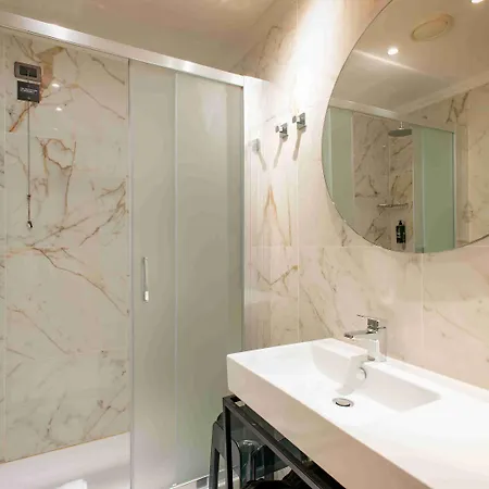 Hotel Laurus Al Duomo 4*