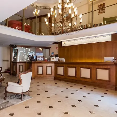 Laurus Al Duomo Hotell