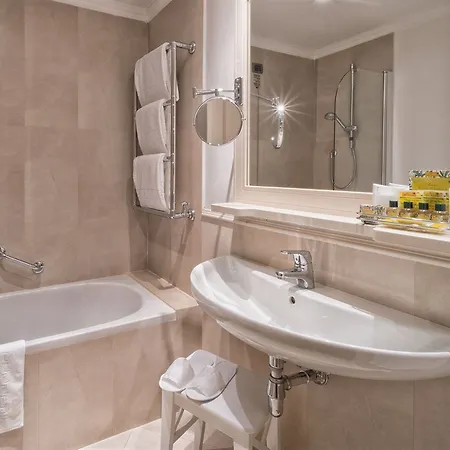 Laurus Al Duomo Hotel