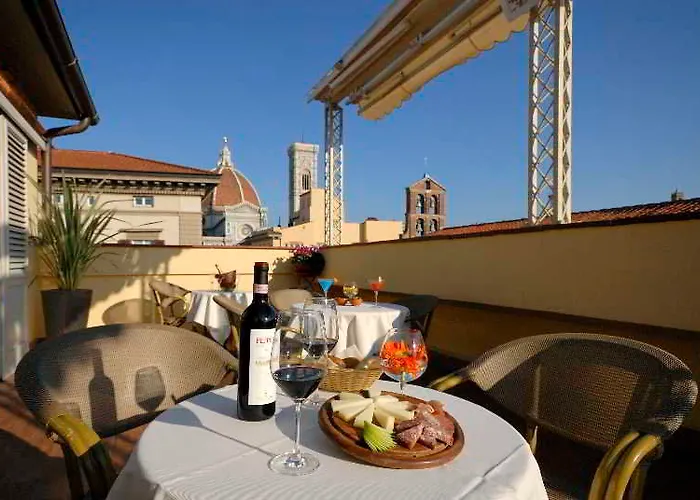 Hotel Laurus Al Duomo 4*