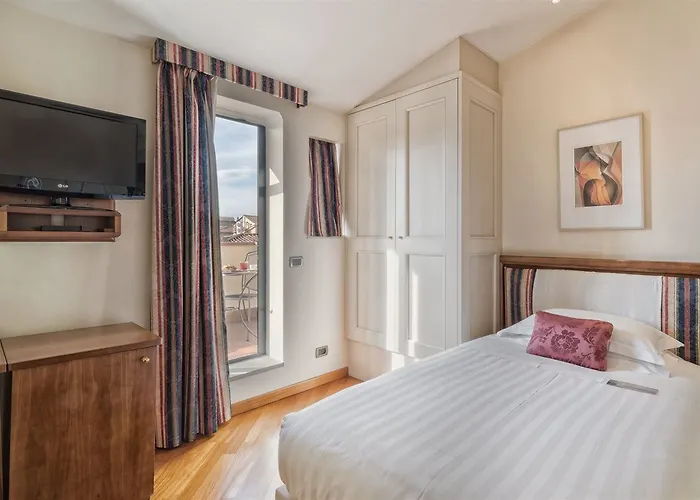 Laurus Al Duomo Hotel 4*