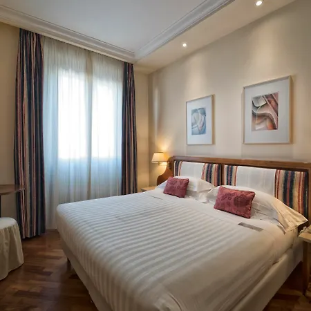 Laurus Al Duomo Hotell