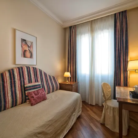 Laurus Al Duomo 4* Florens