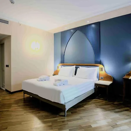 Laurus Al Duomo Hotel 4*
