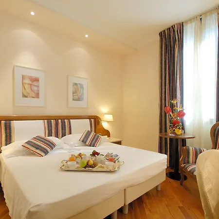 Hotell Laurus Al Duomo