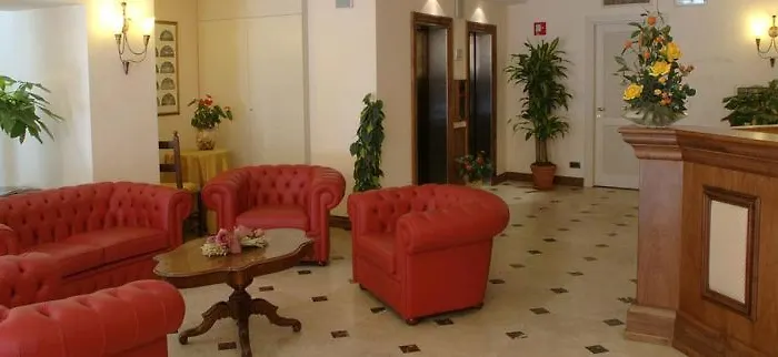 Laurus Al Duomo 酒店 4*